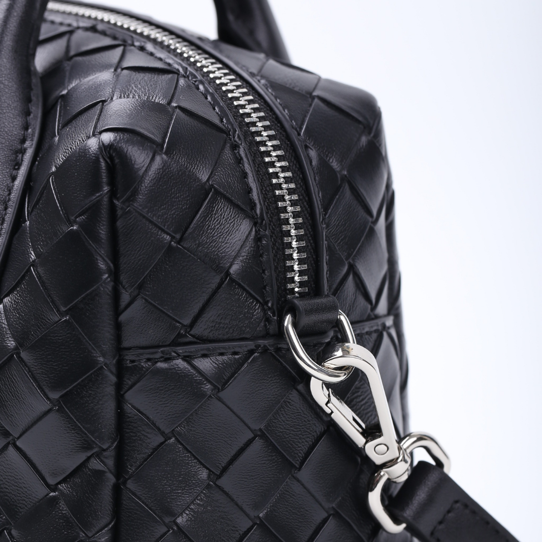 Luna Hand Bag