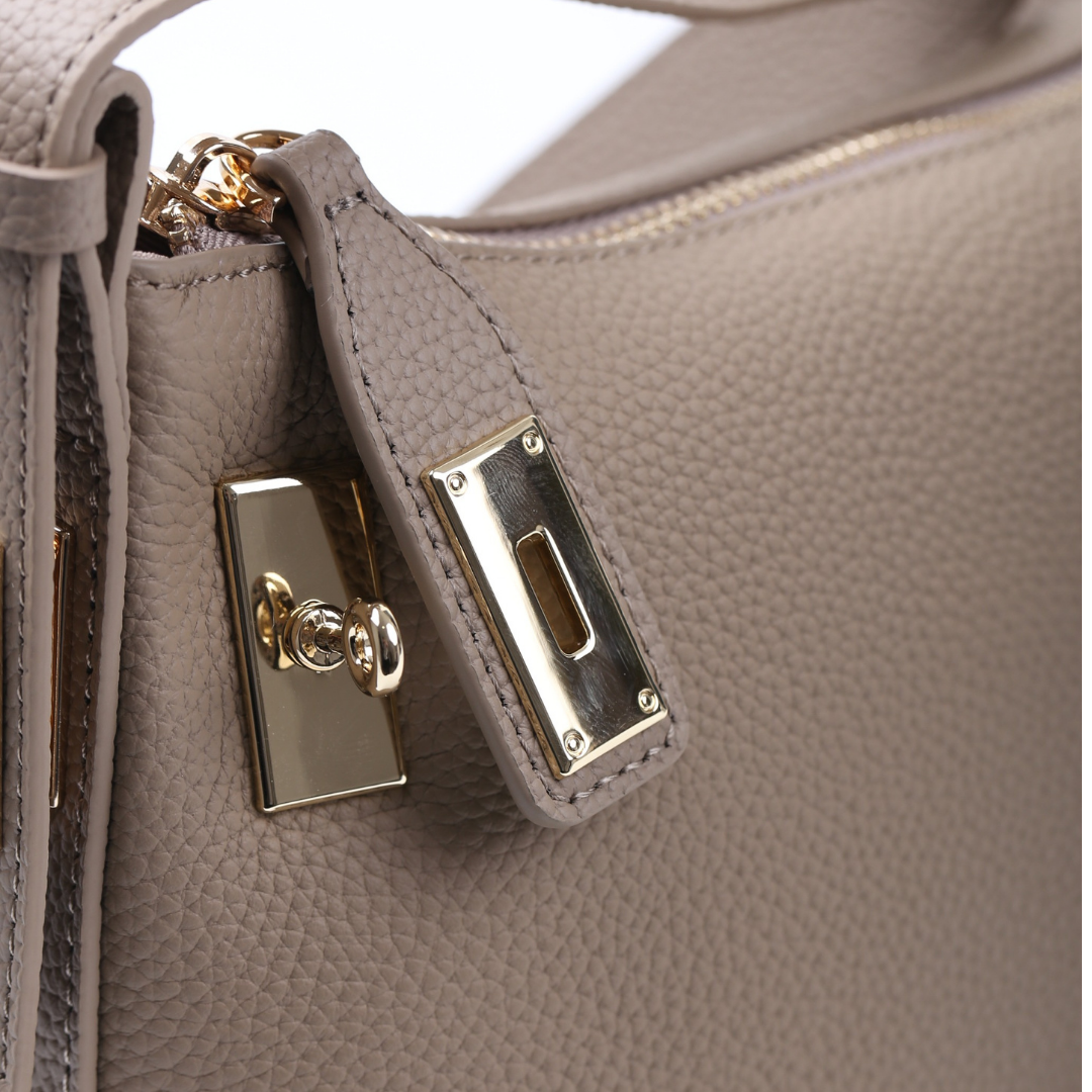 Lily Shoulder Bag